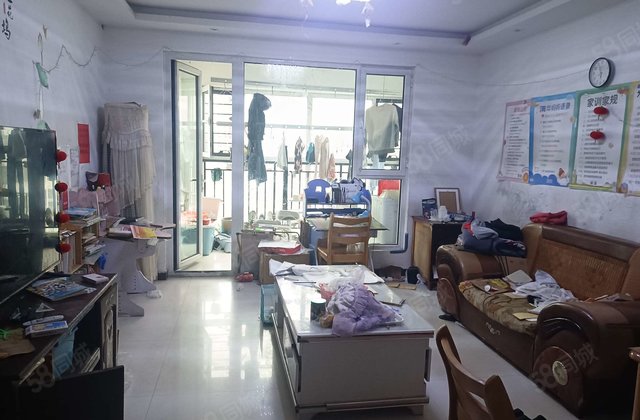 急售阿尔卡迪亚五期   8楼 户型不错 价格不高有储藏室