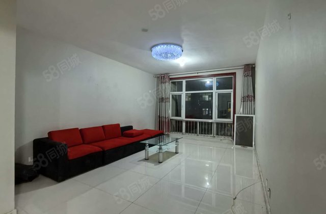 错过再无，湖边名人苑电梯洋房，好楼层三叶草户型单价不到万