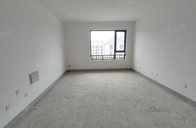 绿城诚园6室2厅200㎡166万二手房图片