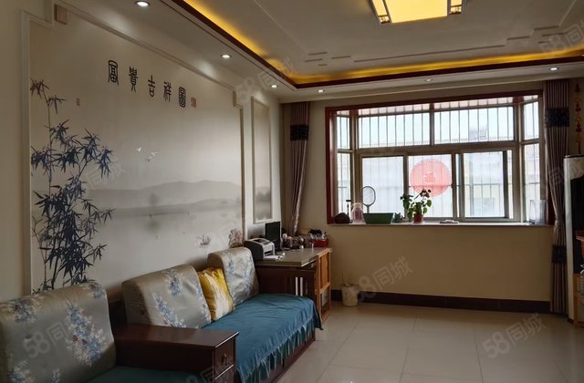 东文轩别墅区，87万三室两厅两卫，免大税送储藏室