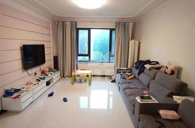 东昌东外国语三室两厅两卫，三叶草户型，房东诚意售