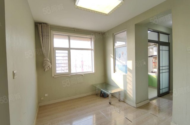 七中  水晶丽城 金柱康城 两室两厅  带储