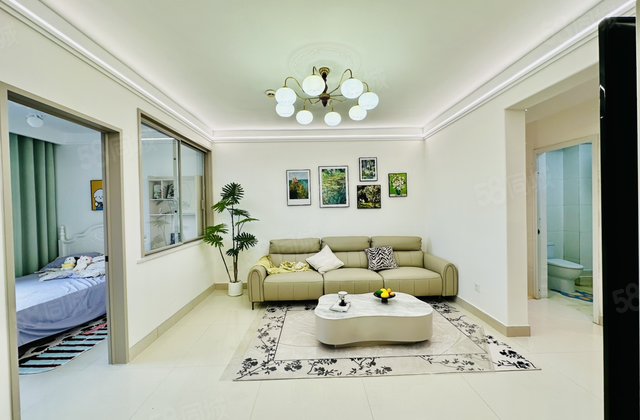 阳明向阳 香江旁电梯房 精装三居水城雅居小区 站北花园对面