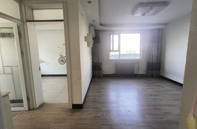 老文轩 一中 外国语  龙山花园  电业局四院 精装三室