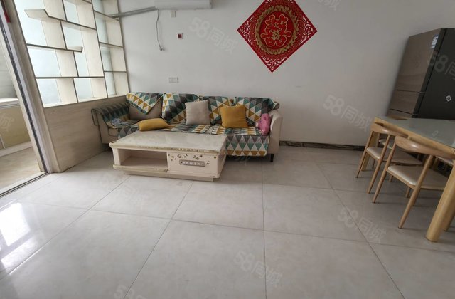 区妇幼站北花园，水城雅居，金城小区，孝心楼层，实验，精装实验