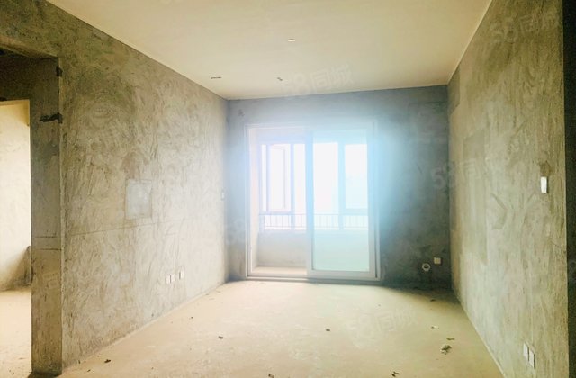 保利观澜(三期)3室2厅95.03㎡125.5万二手房图片