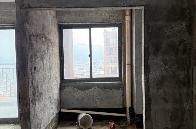 名门世家3室1厅115.43㎡61万二手房图片