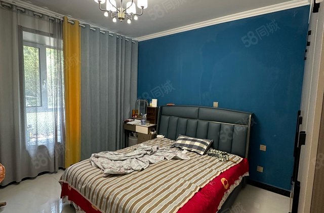 房东急售 龙湾二期 老文轩书   老一中就在附近 非常方便