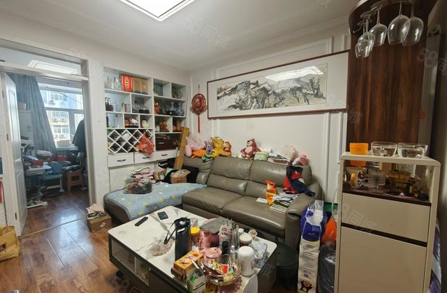 急售  站北花园 3室 50  精装 领包入住中间楼层