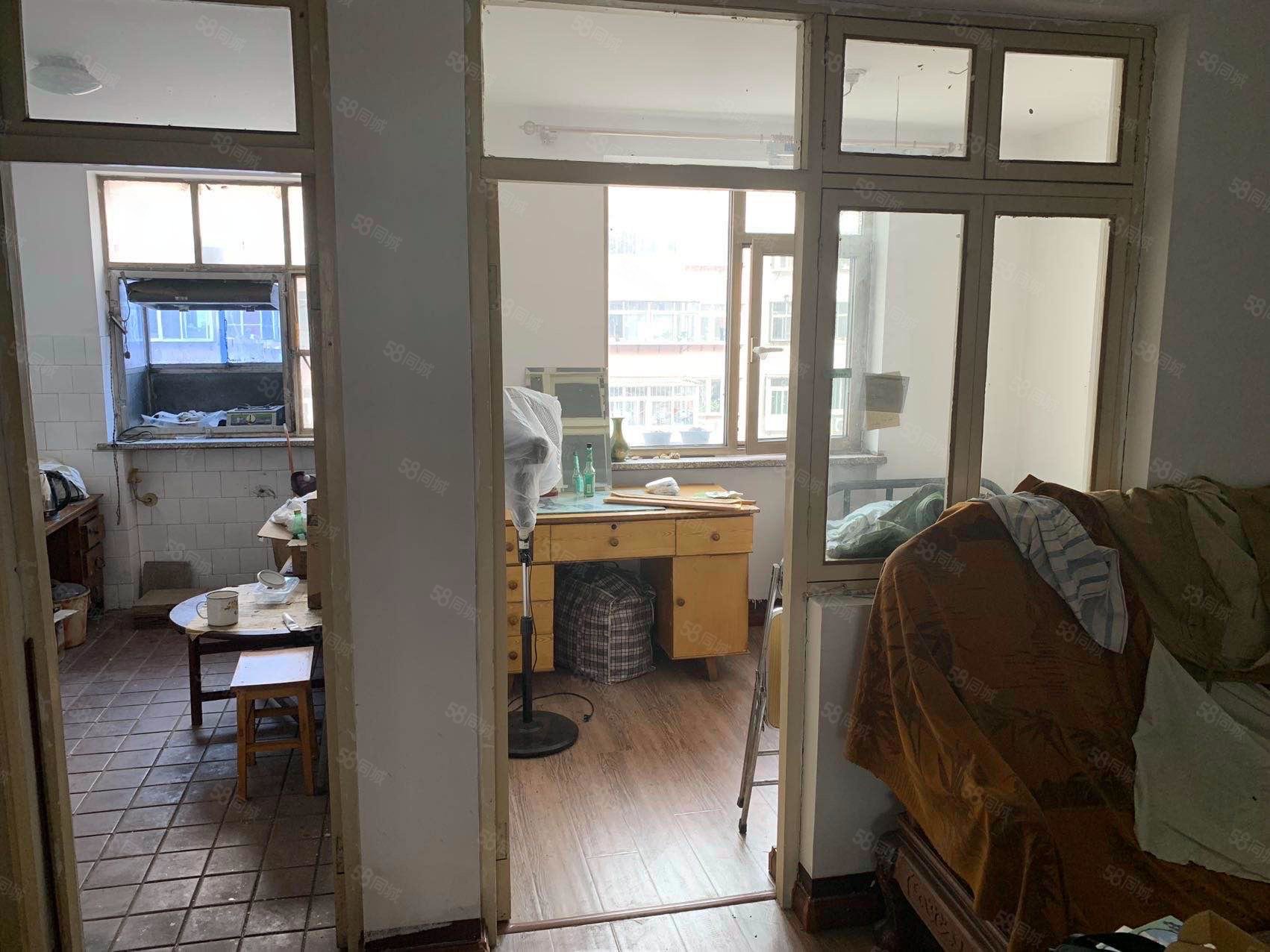 安居里2室1廳1衛(wèi)67㎡南北33萬