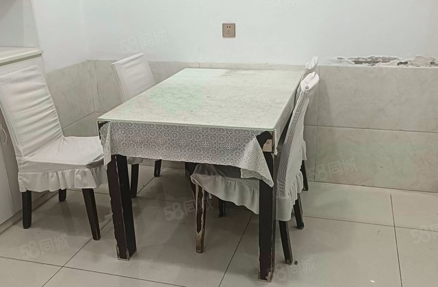 通泗街小区2室1厅56㎡66.6万二手房图片