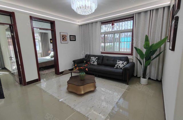 振兴路 超低密度 交通便利 小三房 商业配套齐全 商品住宅