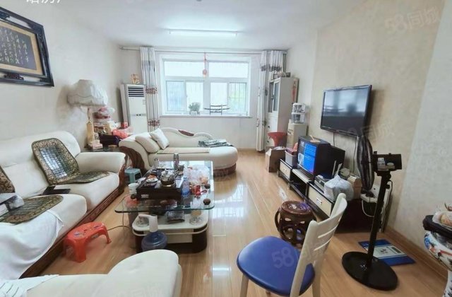 中华苑北苑一楼带车库储藏室免大税，房东着急卖，水晶城，汽车站