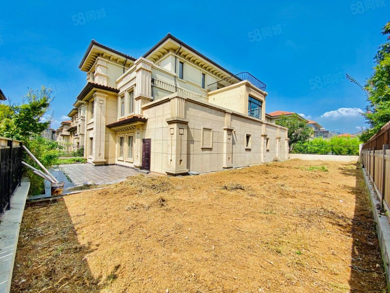 大溪谷一期别墅,东边户,带200平院,精装修,诚意出售