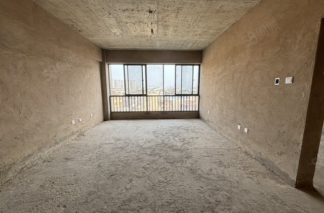 盛禾大厦4室2厅140㎡53万二手房图片