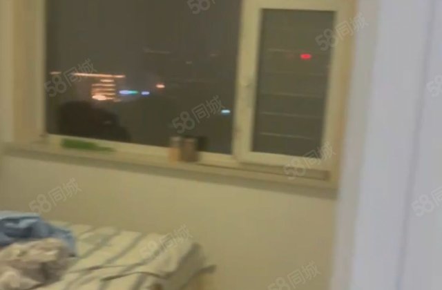 苹果社区1室1厅61.4㎡16万二手房图片