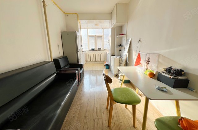 原国际合作宿舍2室1厅70㎡50万二手房图片