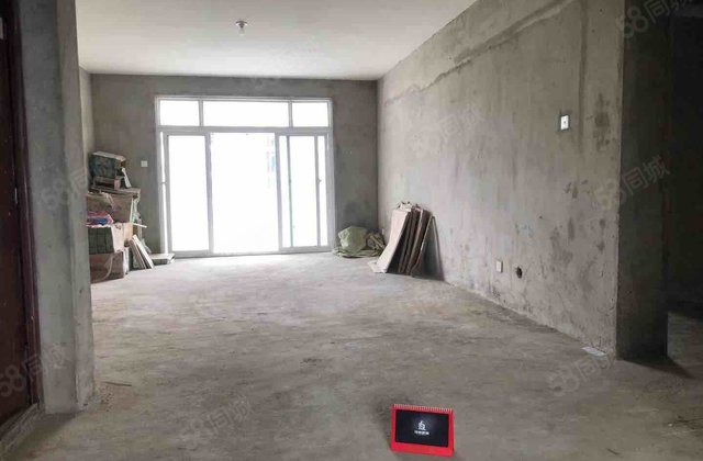 丽晶华庭4室2厅165.25㎡65万二手房图片