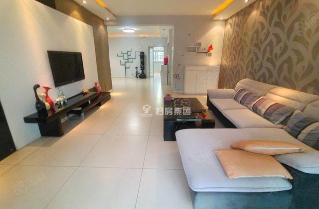 急售文轩总部，精装修，小高层，带车位储藏室免大税，好楼层，