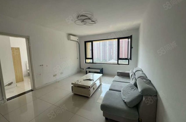 开发区百合新城 精装三叶草 中间楼层 一口价118万