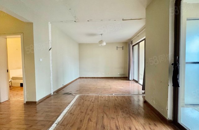 世豪广场世豪瑞丽3室1厅125㎡296万二手房图片