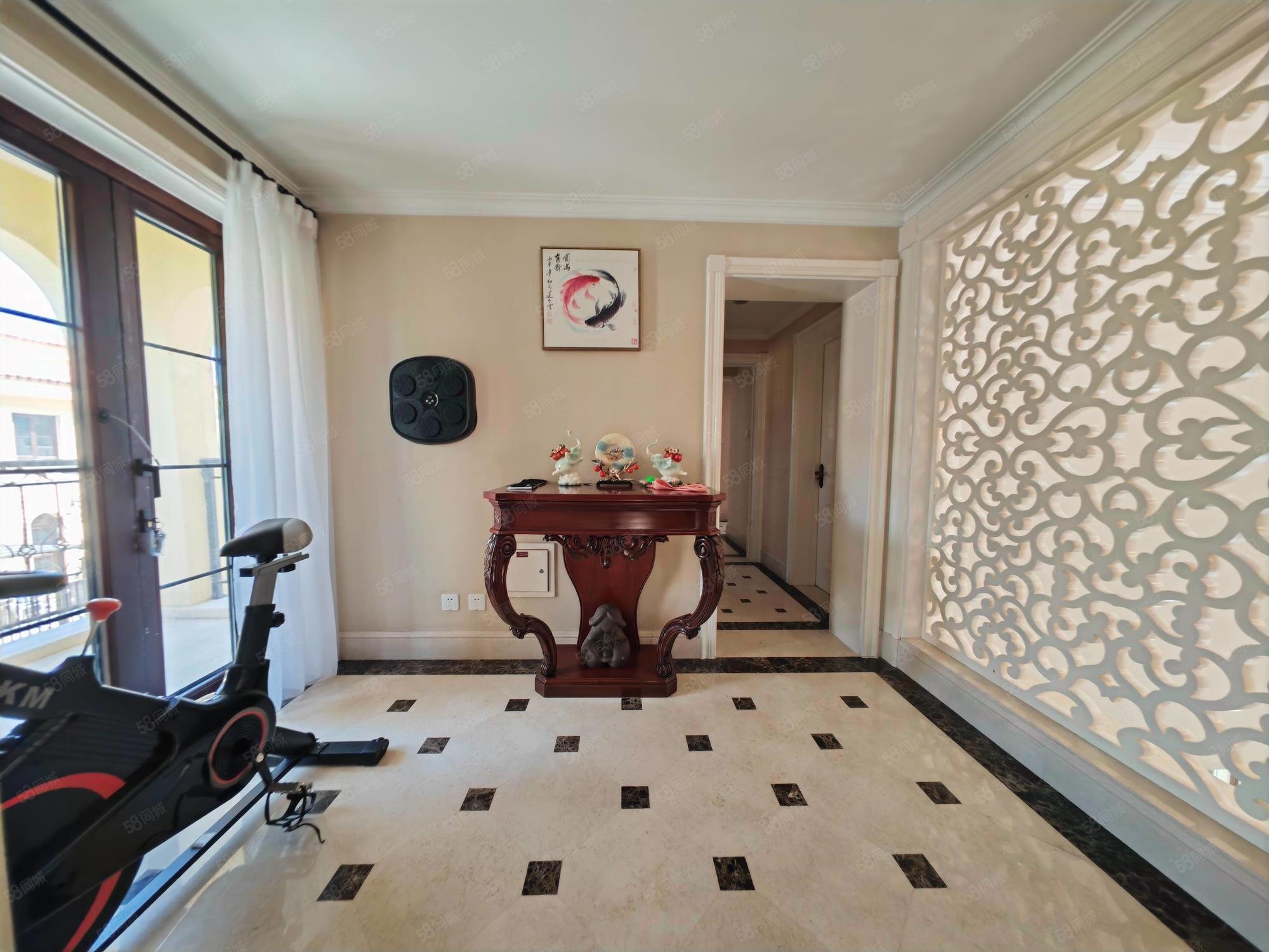 天恒別墅山6室3廳5衛(wèi)198㎡南北950萬(wàn)