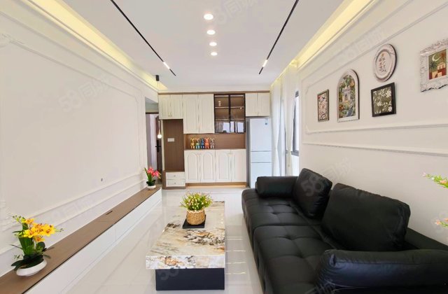 中天甜蜜小镇7组团2室1厅59.75㎡35.8万二手房图片