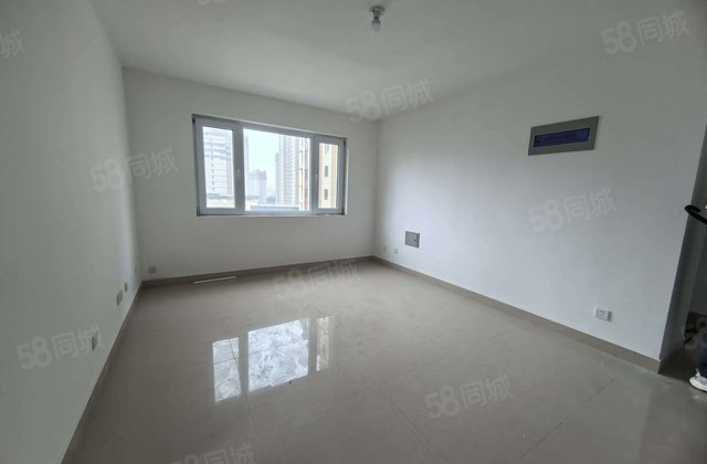 东昌路刚刚交房 东边户 中间好楼层117平方80万