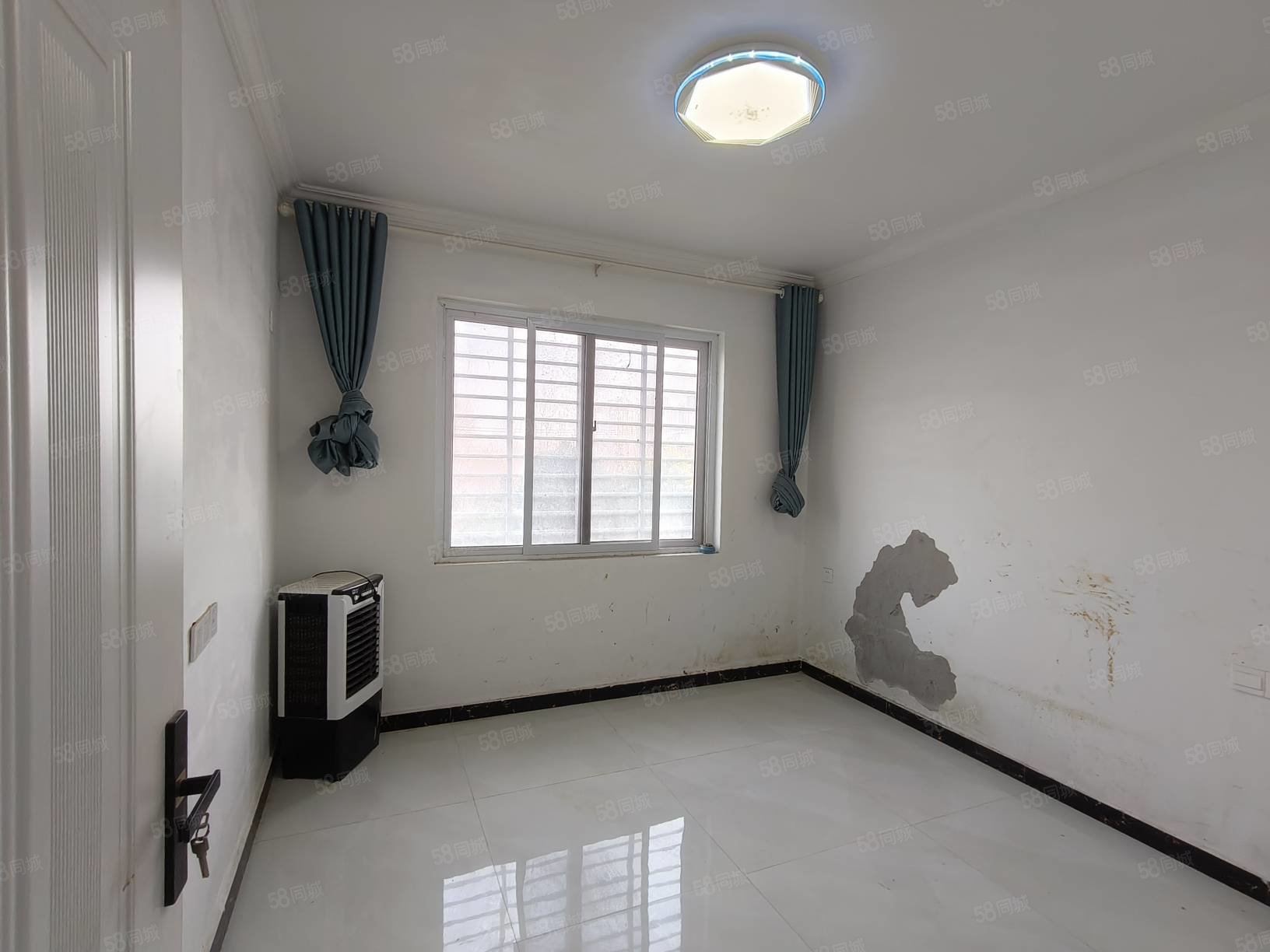 幸福港湾3室2厅1卫120.17㎡南36.8万