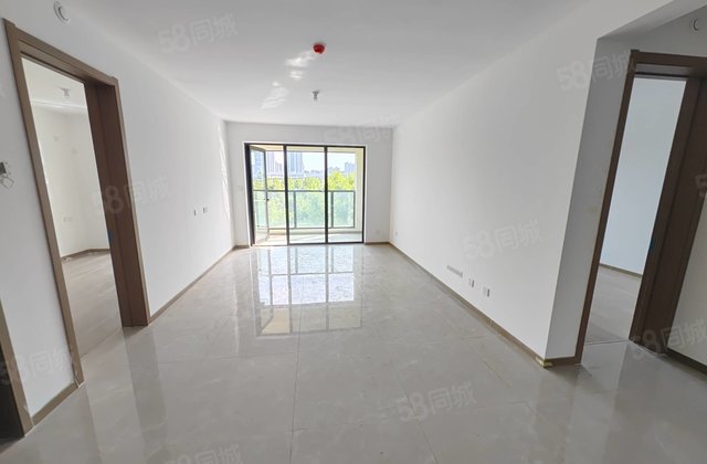 区政府 聊大    北邻玖玺北区115平三室双卫双阳台有钥匙