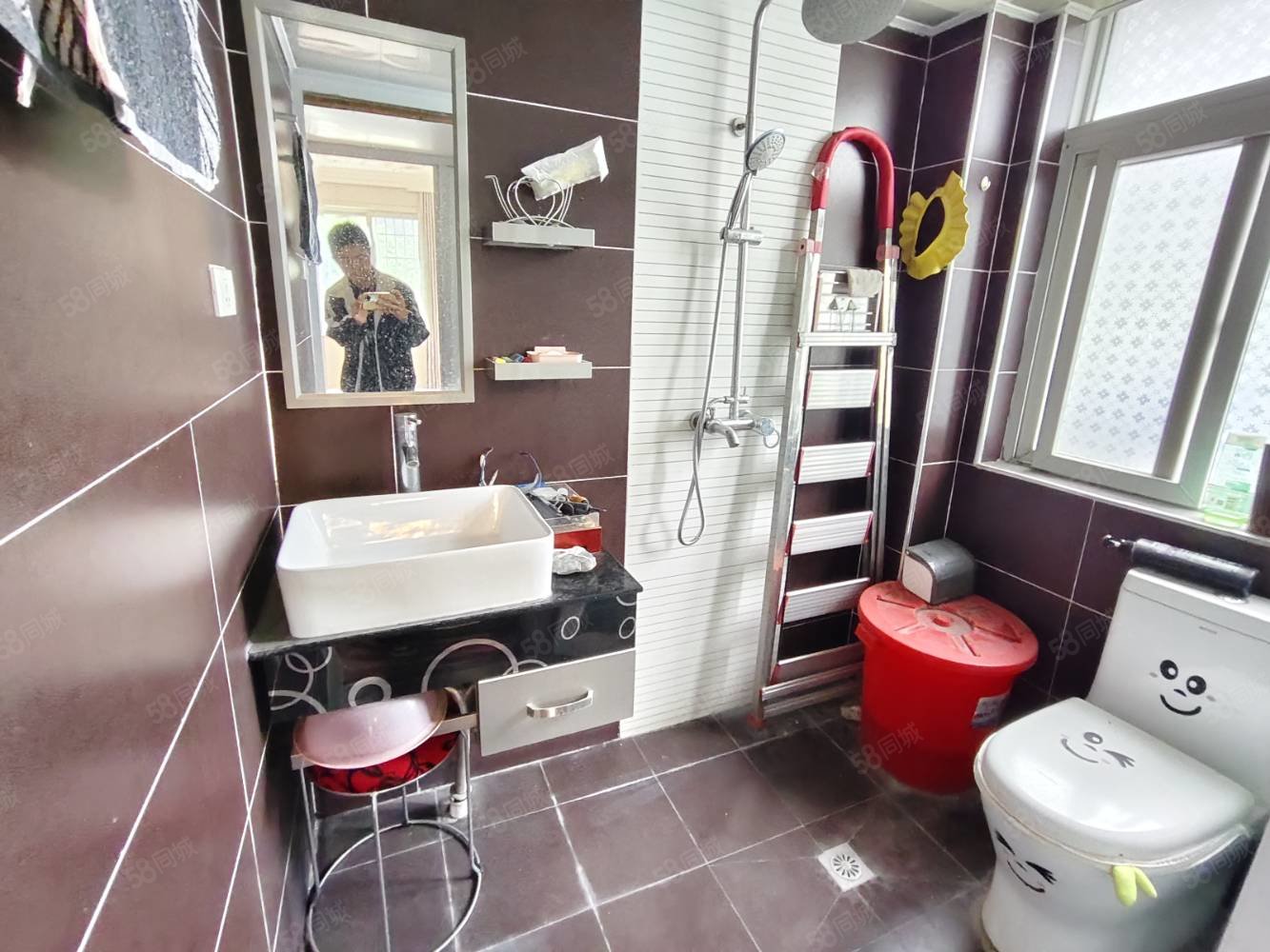 北山小区3室2厅2卫90㎡南北33万