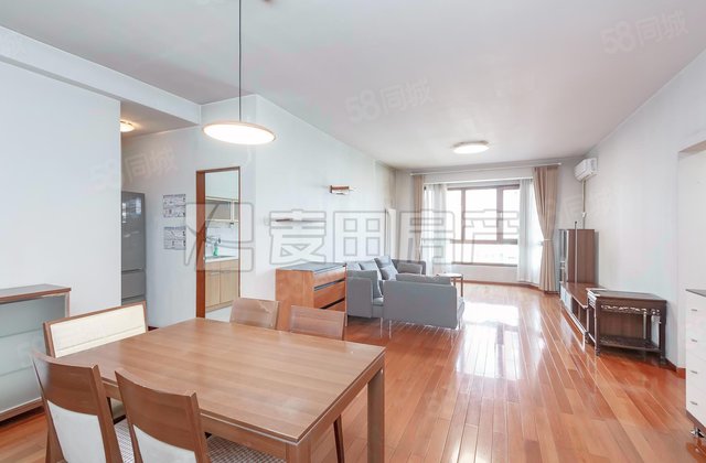 蓝堡国际公寓2室2厅130.66㎡950万二手房图片