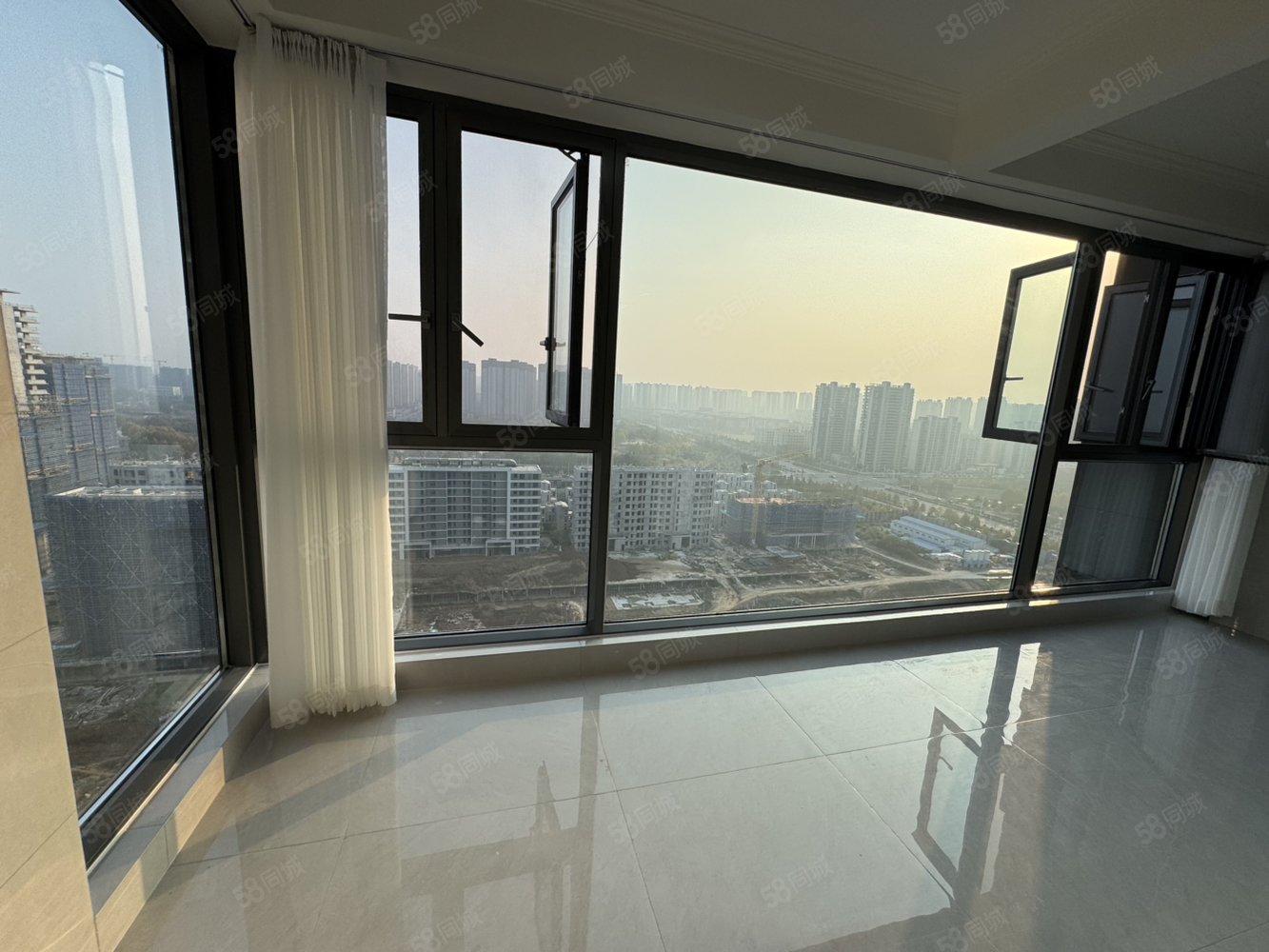 圣桦锦江天玺3室2厅2卫118㎡南北75万