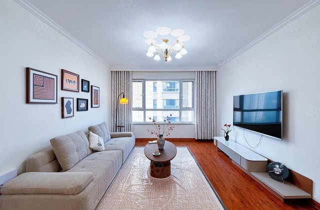 民生凤凰城精装三室，新一中外国语，免大税带车位带储，随时看房