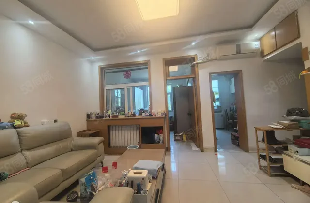文轩本部，电业局二院低楼层，精装三室看房方便