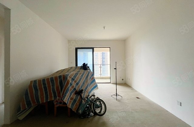 人居东城花汇4室1厅124.39㎡270万二手房图片