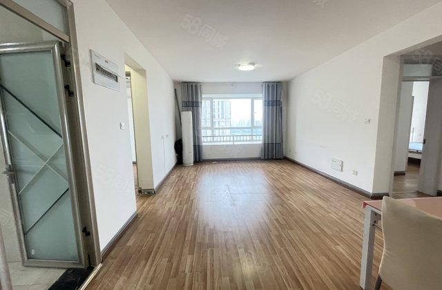 民生凤凰城8号院 小三居 中间楼层 带电梯 南北通透