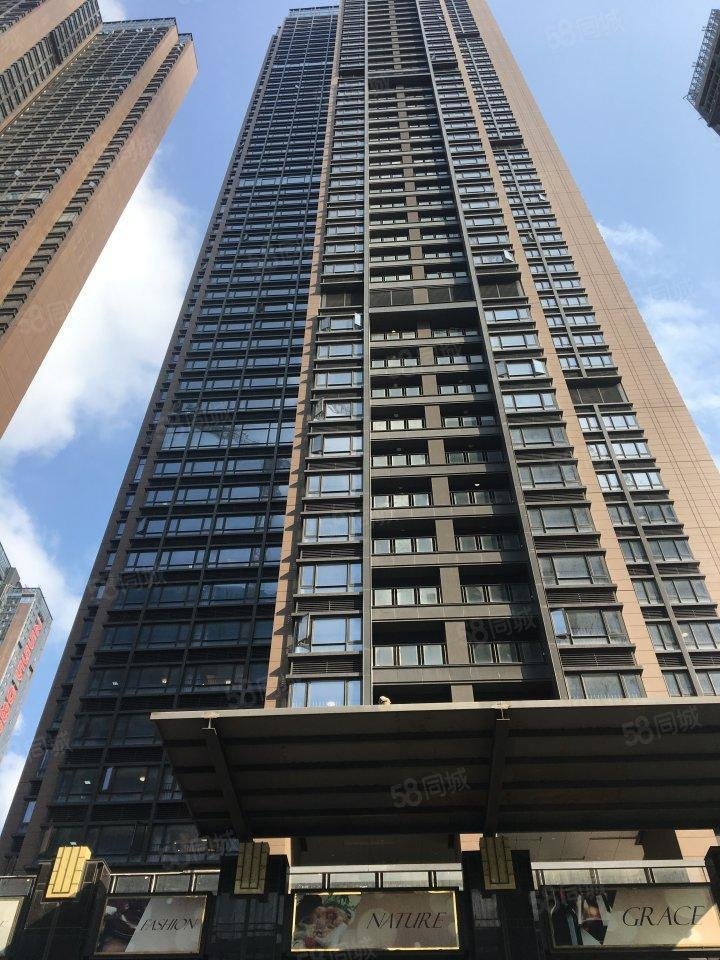 京基御景峰,南山地铁口现楼,依山傍水,带精装