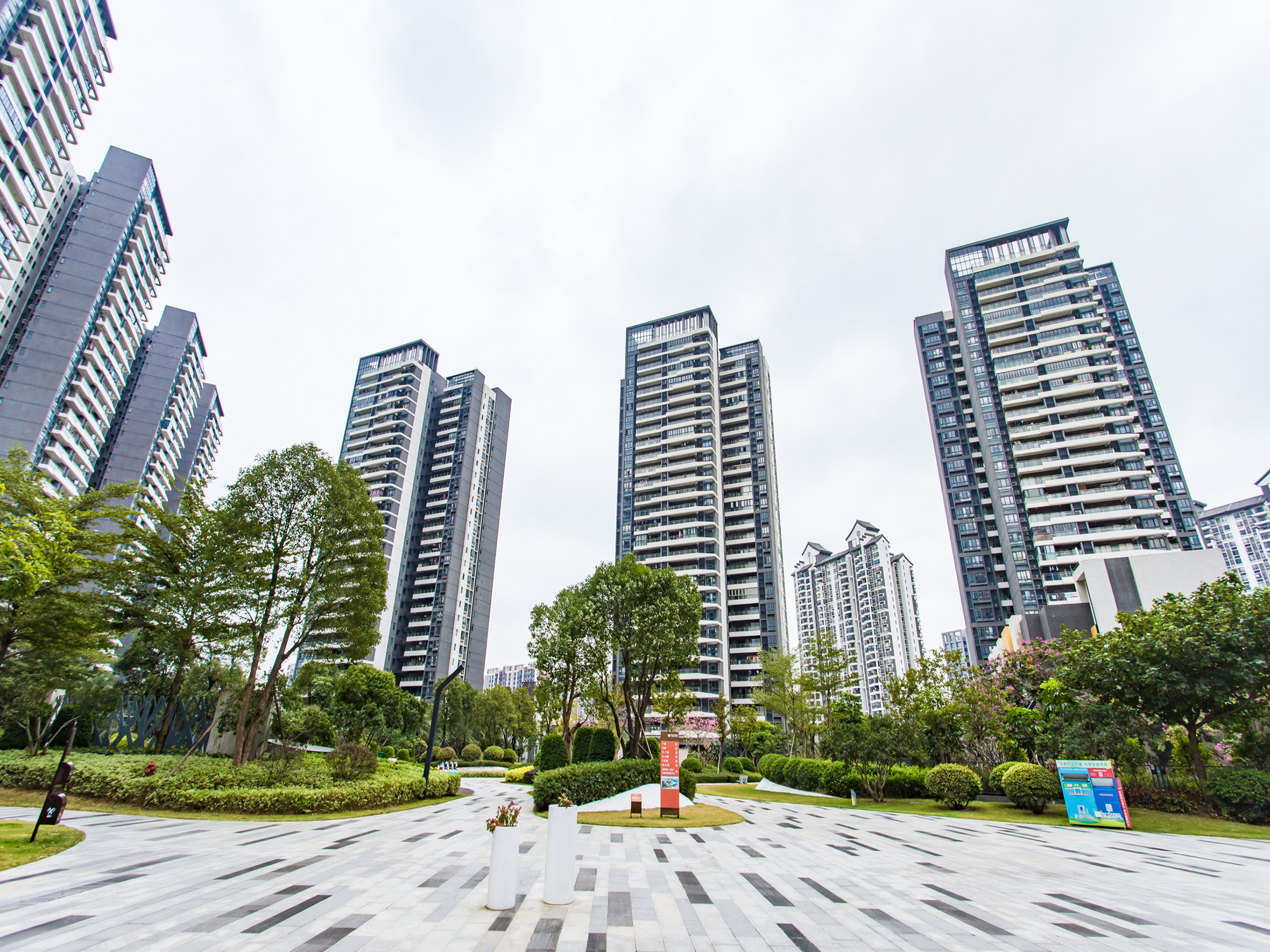 阳光城丽景湾2室2厅1卫82.95㎡南北142万