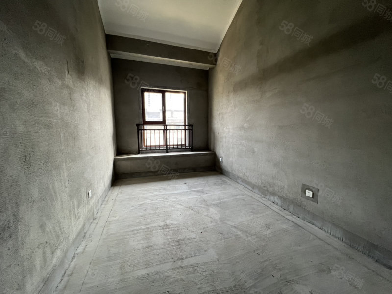 建业世和府3室2厅2卫169㎡南北164万