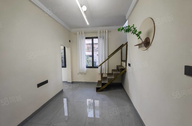 桂林出入境检验检疫局3号大院4室1厅95㎡36.8万二手房图片