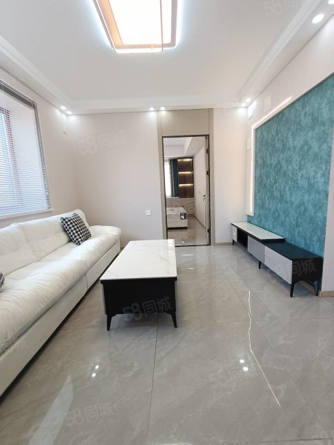 金帝大厦2室1厅1卫83.16㎡南北56万