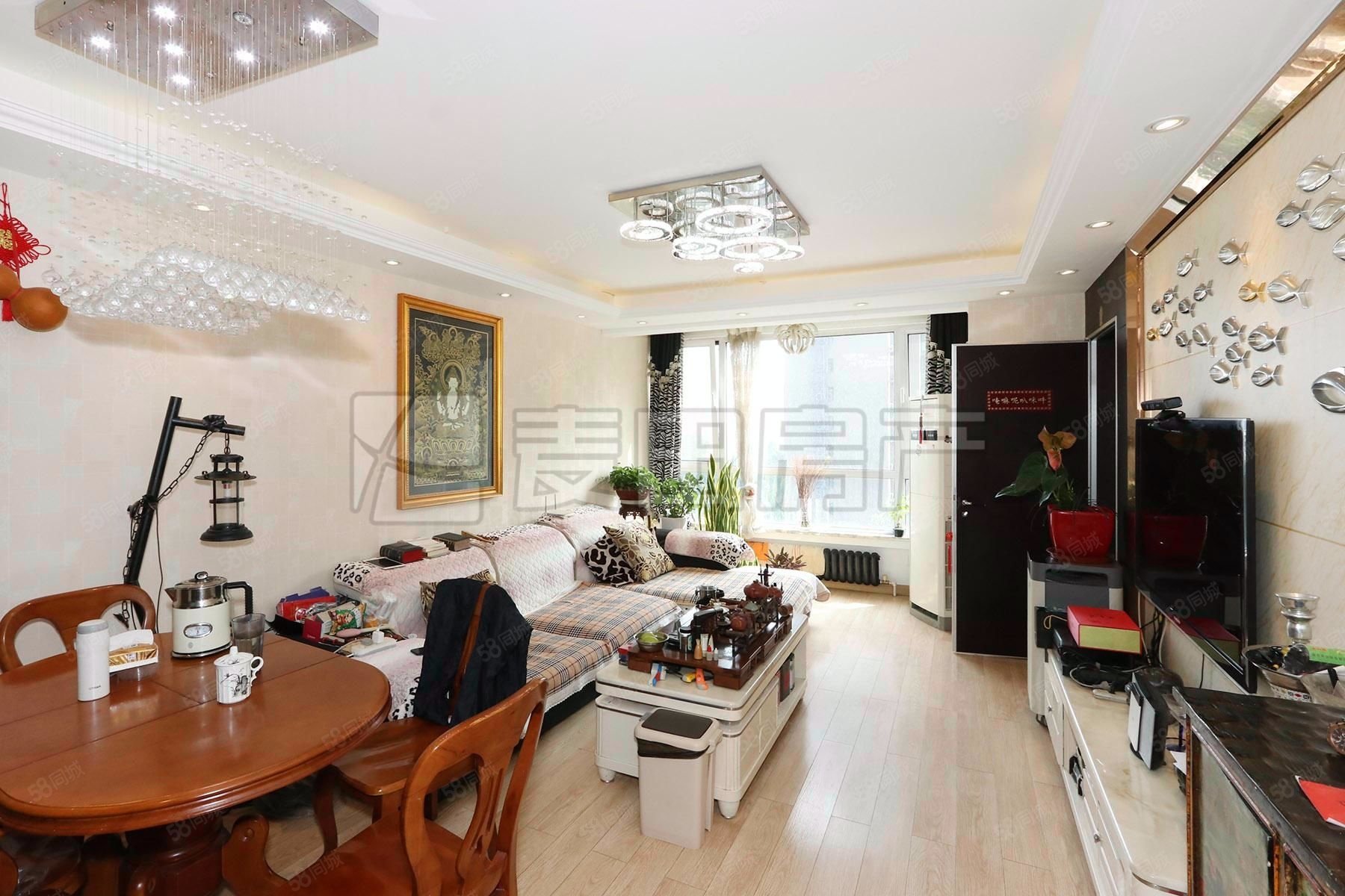 首城國際2室1廳1衛(wèi)88.57㎡南650萬