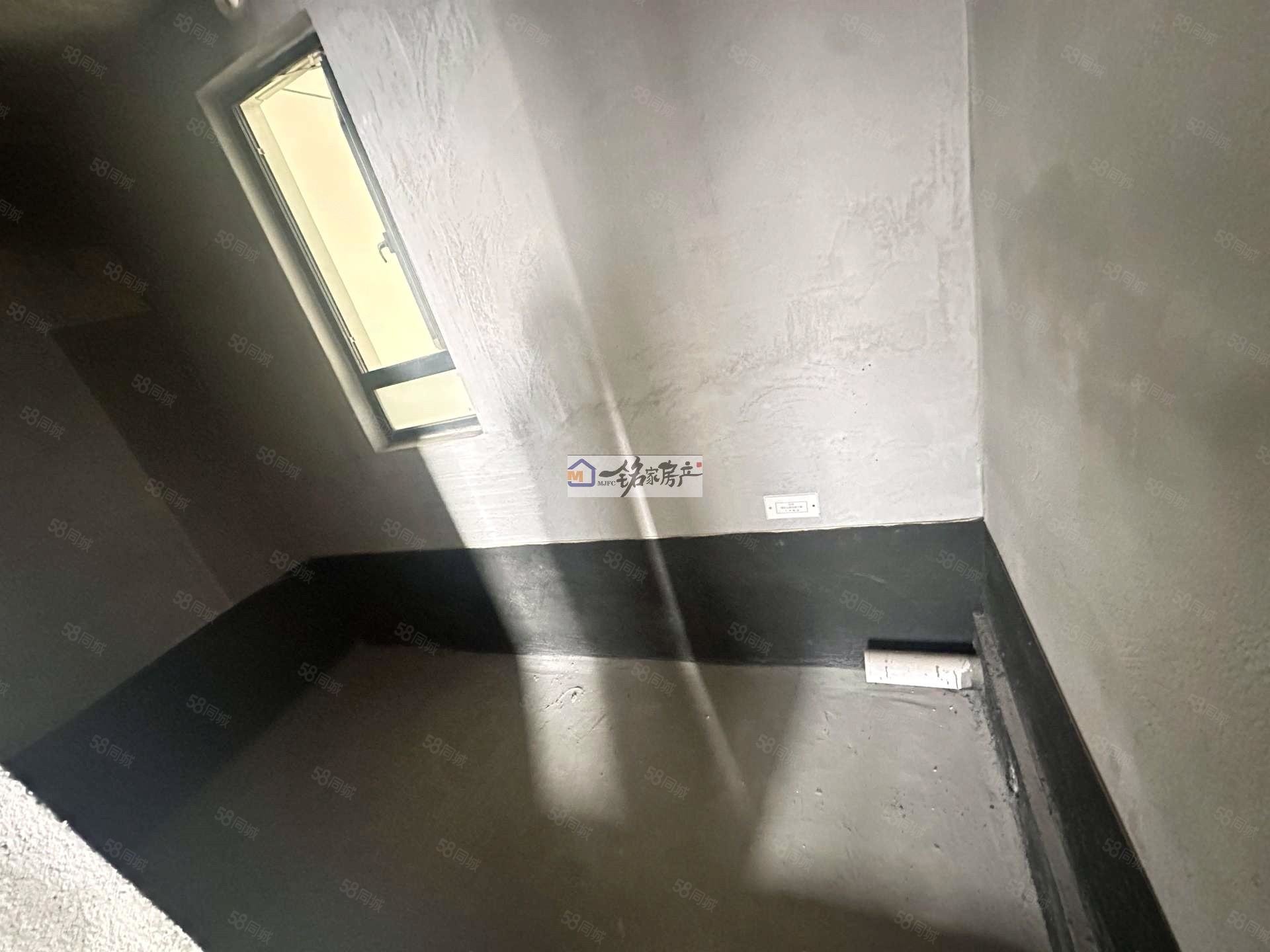 桃李江山3室2厅2卫118㎡南北78万