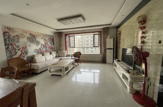 老文轩龙湾二期洋房7楼边户一口价格155万带车位地下室免大税