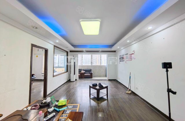 格兰云天1室1厅68.79㎡75万二手房图片