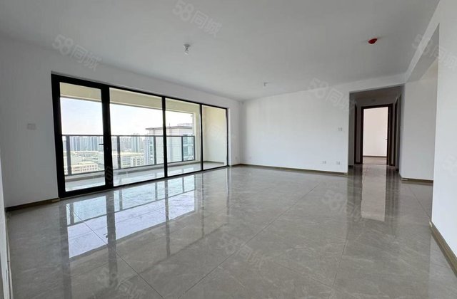 校附近 带车位储藏室 全明户型 四室两厅两卫 南北通透