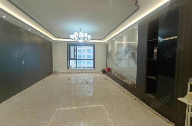 低价出售丽水名都 市医院边户南北通透 满二 装修好 产权清晰