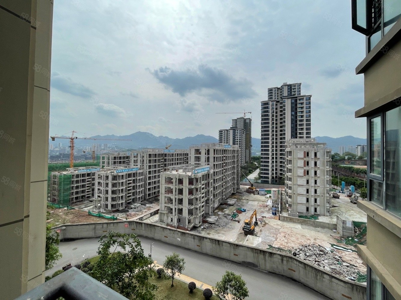 【10图】北滨路中粮央企楼盘,精装大两房,业主再降价5万,中粮天悦壹号
