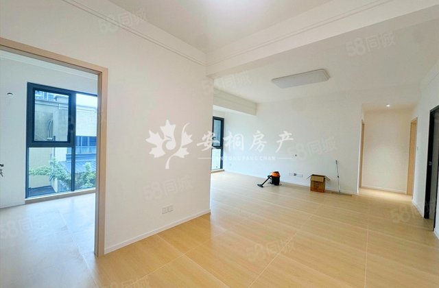 宏润达上城3室2厅101.89㎡71.8万二手房图片